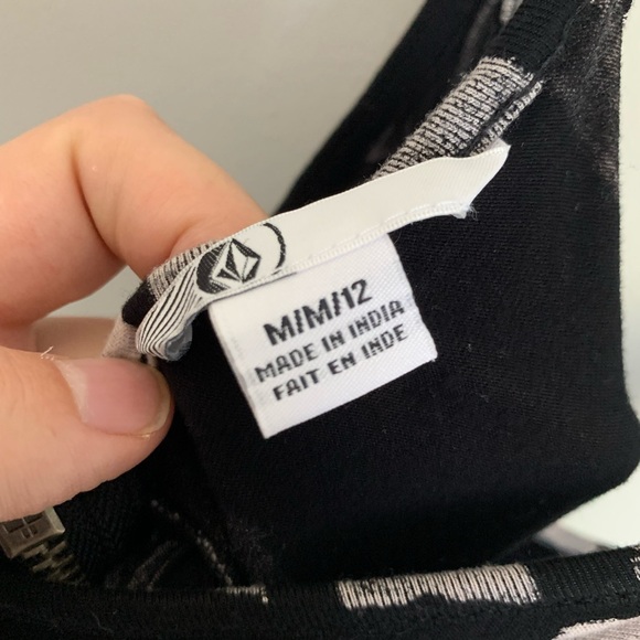 Volcom Flowy Dress - Picture 4 of 4